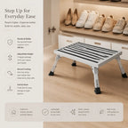 Foldable aluminum step stool detail